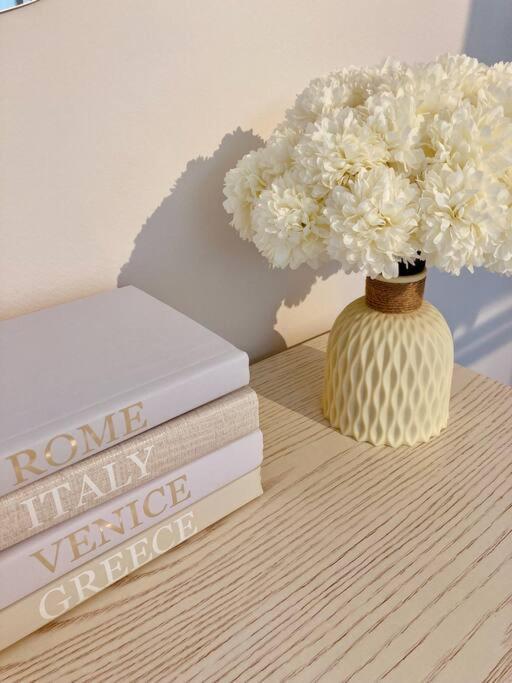 Amalfi Home - Stylish Apartment With Terrace Schönefeld Dış mekan fotoğraf